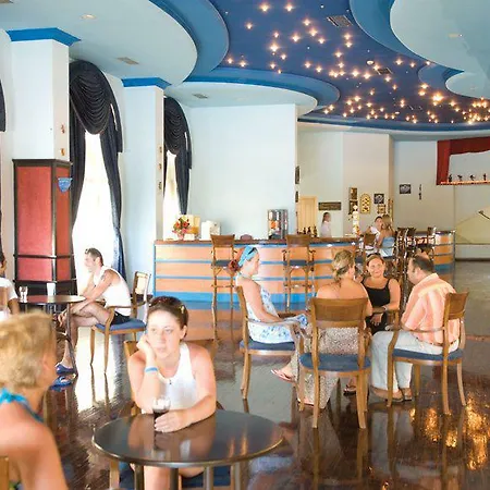 Hotel Holiday Park Resort