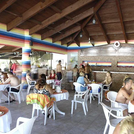 ホテル Holiday Park Resort 5*