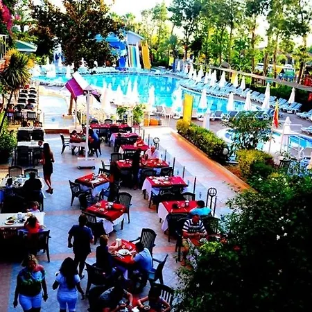 ホテル Holiday Park Resort