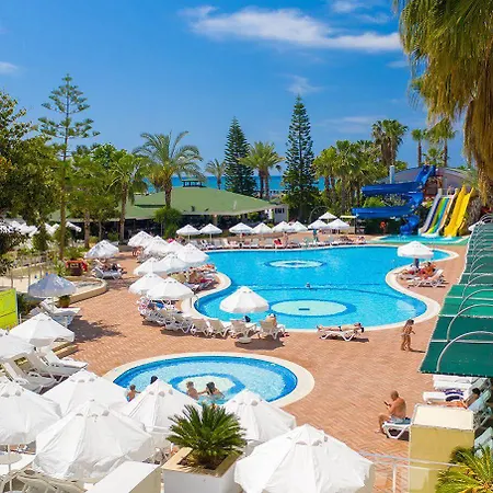 ホテル Holiday Park Resort